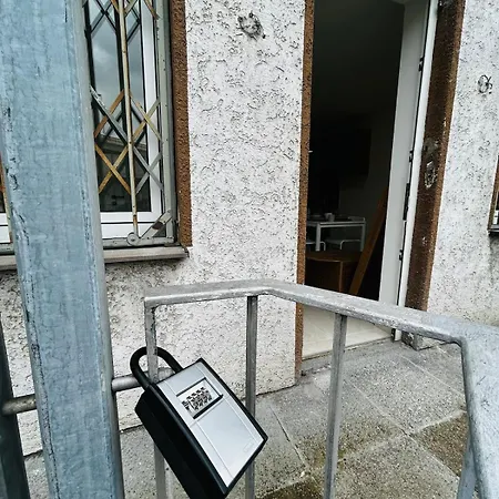 Modernes Fuer Handwerker & Monteure Daire *