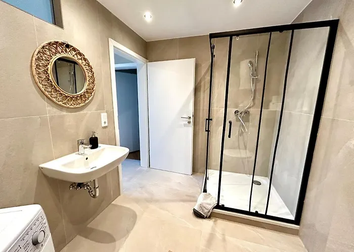 Modernes Fuer Handwerker & Monteure Ludwigshafen am Rhein