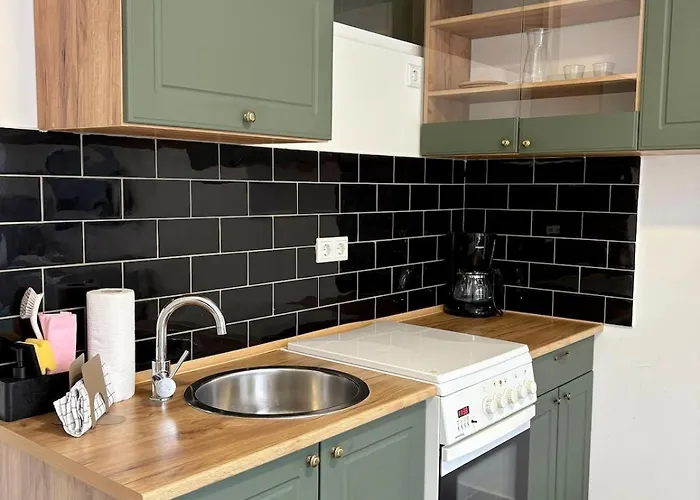 Modernes Fuer Handwerker & Monteure Daire *