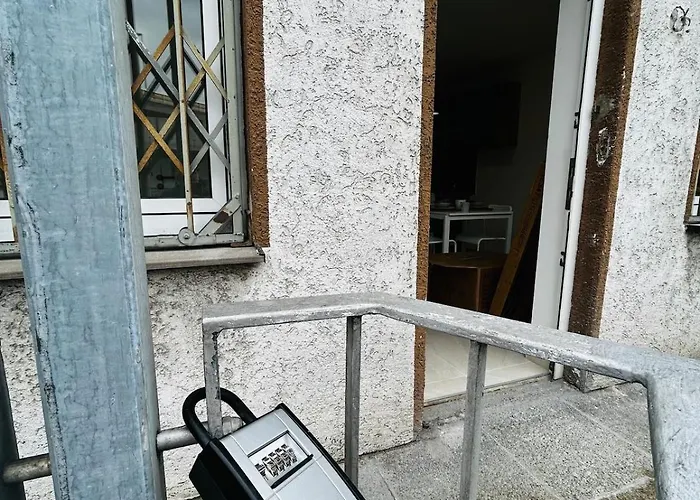 Modernes Fuer Handwerker & Monteure Daire *